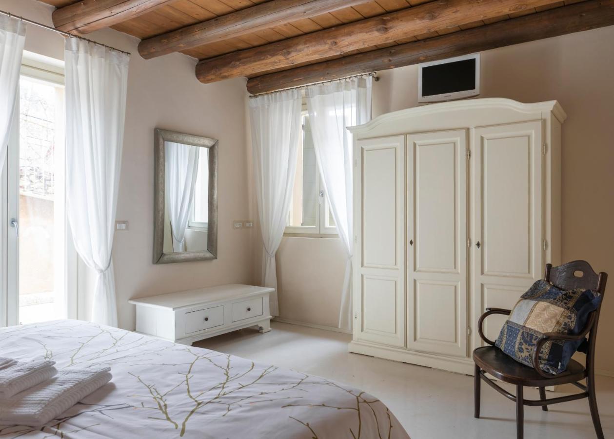 Corte Dei Soavi-Family Rooms & Apartments Soave  Exterior foto